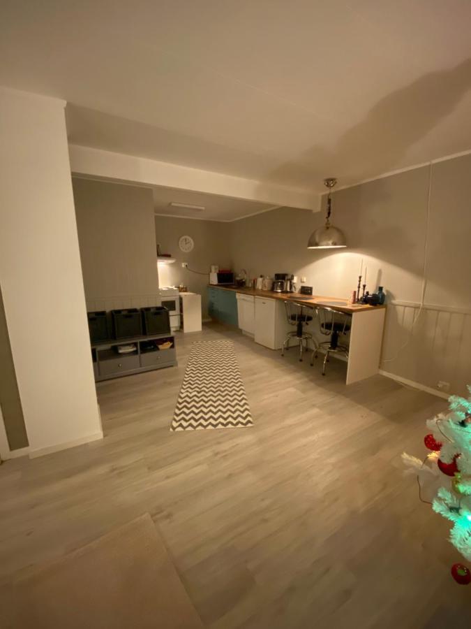 Lyngen, Mackay Appartment, Lyngen Lyngseidet Екстер'єр фото