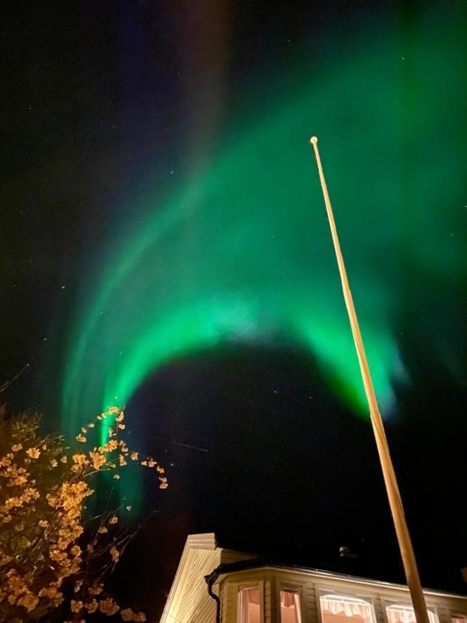 Lyngen, Mackay Appartment, Lyngen Lyngseidet Екстер'єр фото