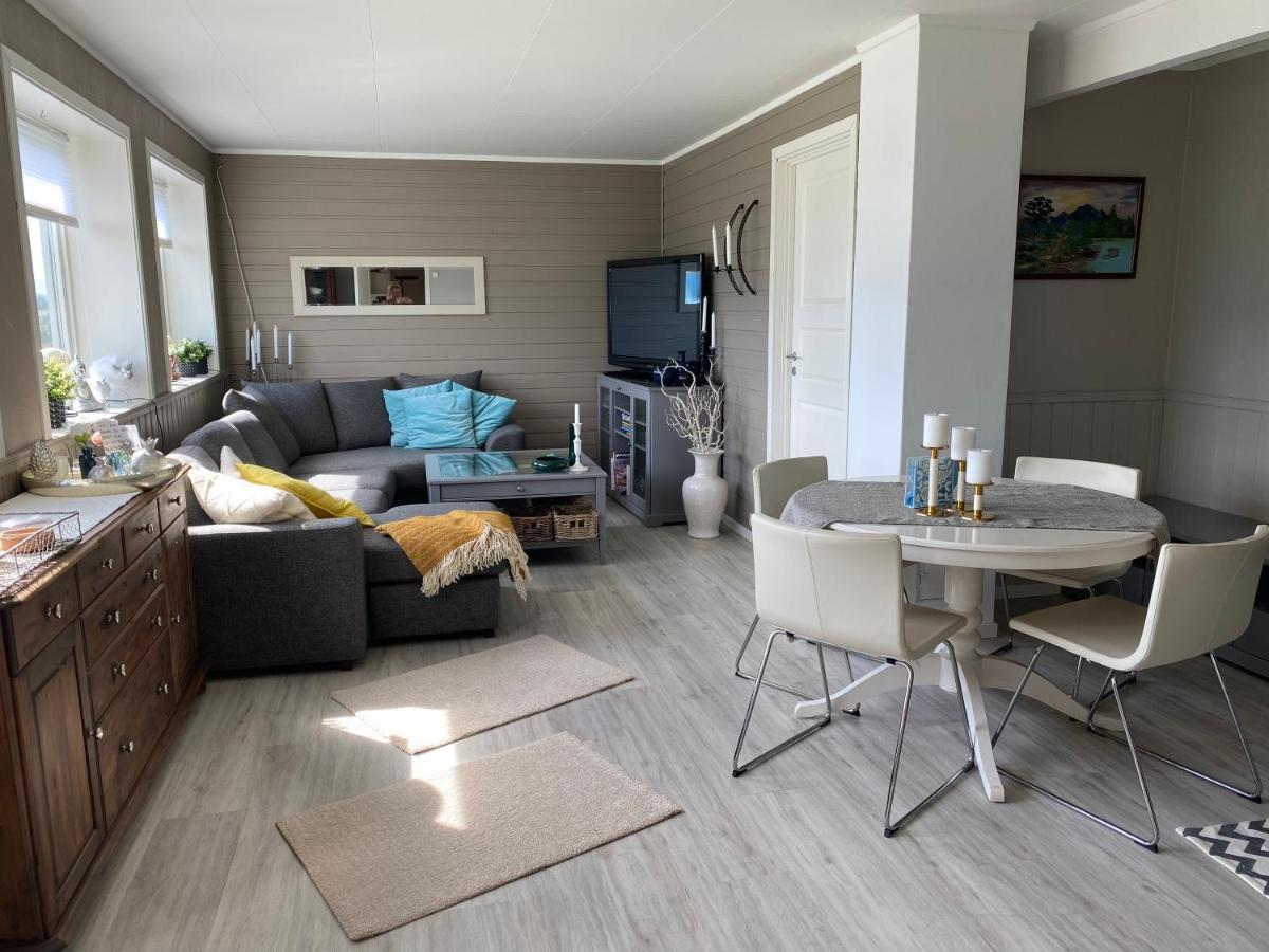 Lyngen, Mackay Appartment, Lyngen Lyngseidet Екстер'єр фото